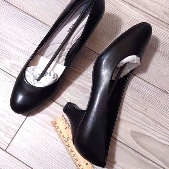 (6-3097) Easy Street Women's Fabulous Pump Sz 9M - Picture 4 of 9